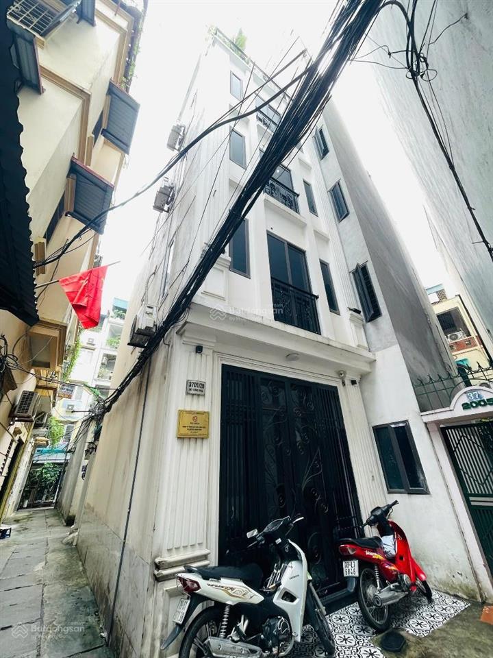 Nhà 5 tầng, lô góc 3 thoáng, ở ngay, full nội thất, nhỉnh 8 tỷ