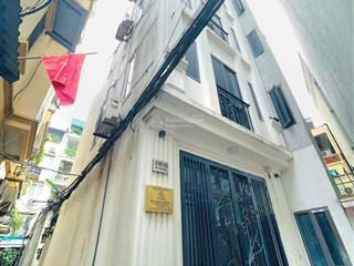 Nhà 5 tầng, lô góc 3 thoáng, ở ngay, full nội thất, nhỉnh 8 tỷ