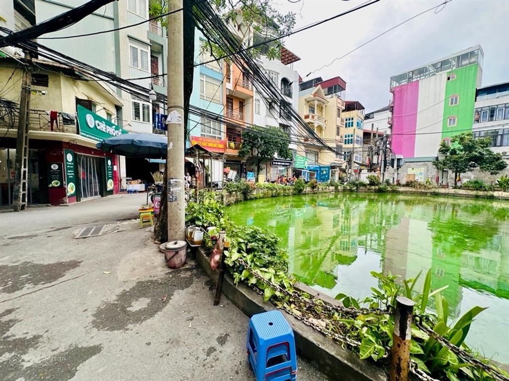 Nhà đẹptrung tâm nam từ liêmra ô tô ra hồdân xây chắc chắnfull nội thấtnhỉnh 11 tỷ ctl