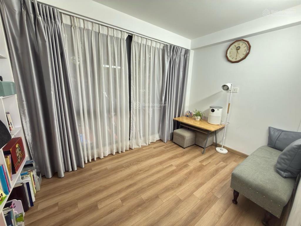 Nhà đẹp đội cấn ba đình full nội thất thoáng sáng 5 tầng. nhỉnh 9 tỷ thương lượng tốt