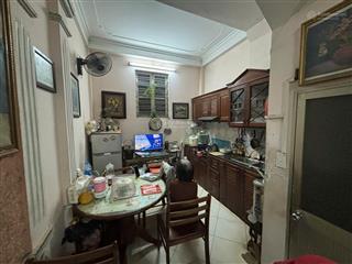 Nhà phốthụy khuêtây hồ4 tầng dân xây chắc chắnở ngaynhỉnh 7 tỷ có thương lượng