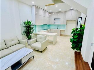 Nhà đẹp ở ngay5 tầng ngõ sh quay đầu  mặt ngõ thông full nội thất ô tô đỗ cổng  giá gần 9 tỷ