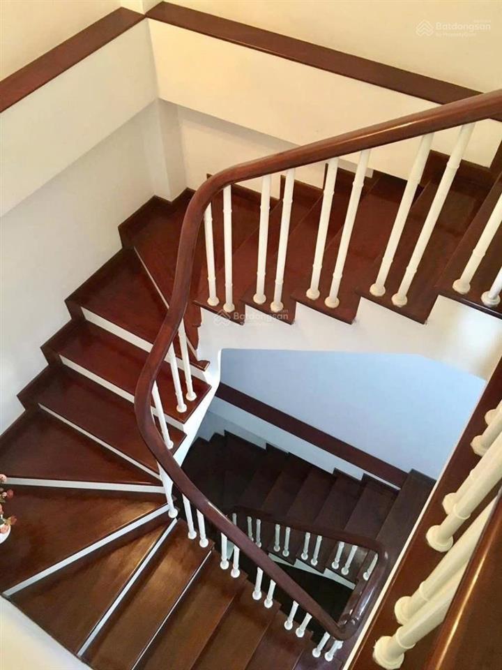 Kim mã  ba đình  lô góc 2 thoáng nhà đẹp ở ngay  full nội thất  vài bước ra phố  nhỉnh 7 tỷ