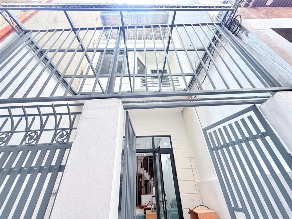 Nhà đẹp  ở ngay  vị trí đẹp, tiềm năng cao  yên hòa  cầu giấy  61m2  nhỉnh 10 tỷ