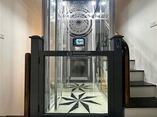 Nhà mới5 tầng thang máyngõ rộnggần ô tôfull nội thất  phạm văn đồngbắc từ liêmnhỉnh 8 tỷ