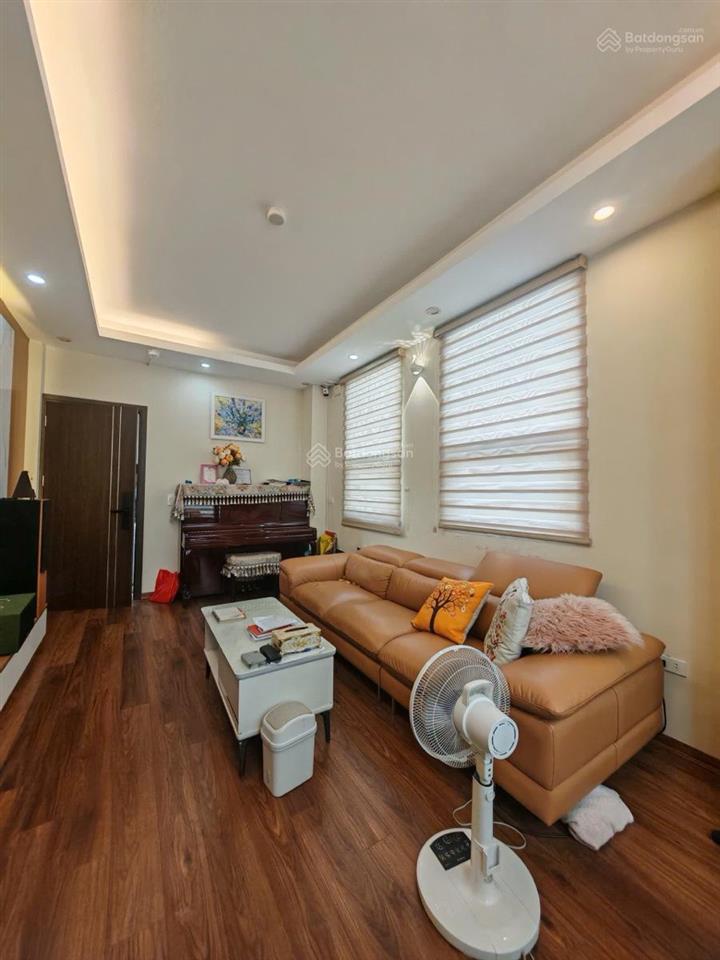 Nhà 7 tầng thang máy phố chùa hà cầu giấy vừa ở vừa cho thuê nhỉnh 12 tỷ có thương lượng tốt