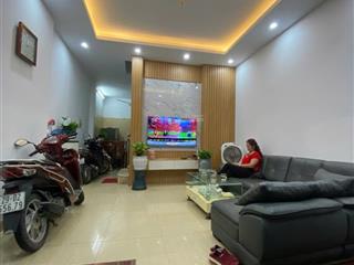 Cầu giấy  nhà đẹp  40m2  dân xây chắc chắn  ngõ thông  4 tầng  nhỉnh 9 tỷ thương lượng tốt