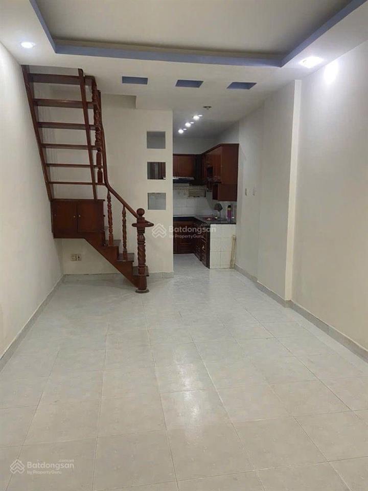 Phan tôn q1 thông tứ hướng điện biên phủ  đinh tiên hoàng  võ thị sáu. 2 tầng  2 pn  2wc