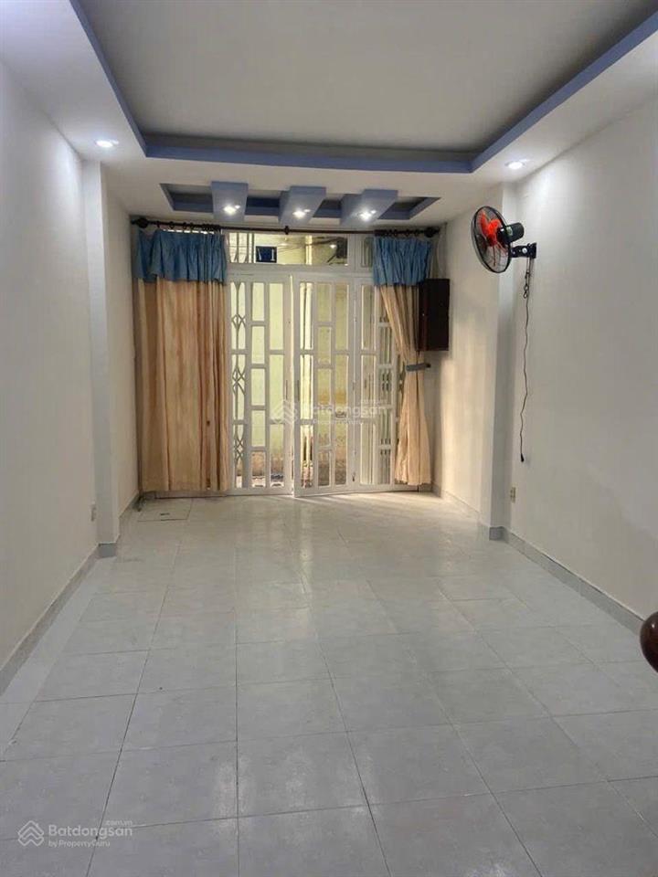 Phan tôn q1 thông tứ hướng điện biên phủ  đinh tiên hoàng  võ thị sáu. 2 tầng  2 pn  2wc