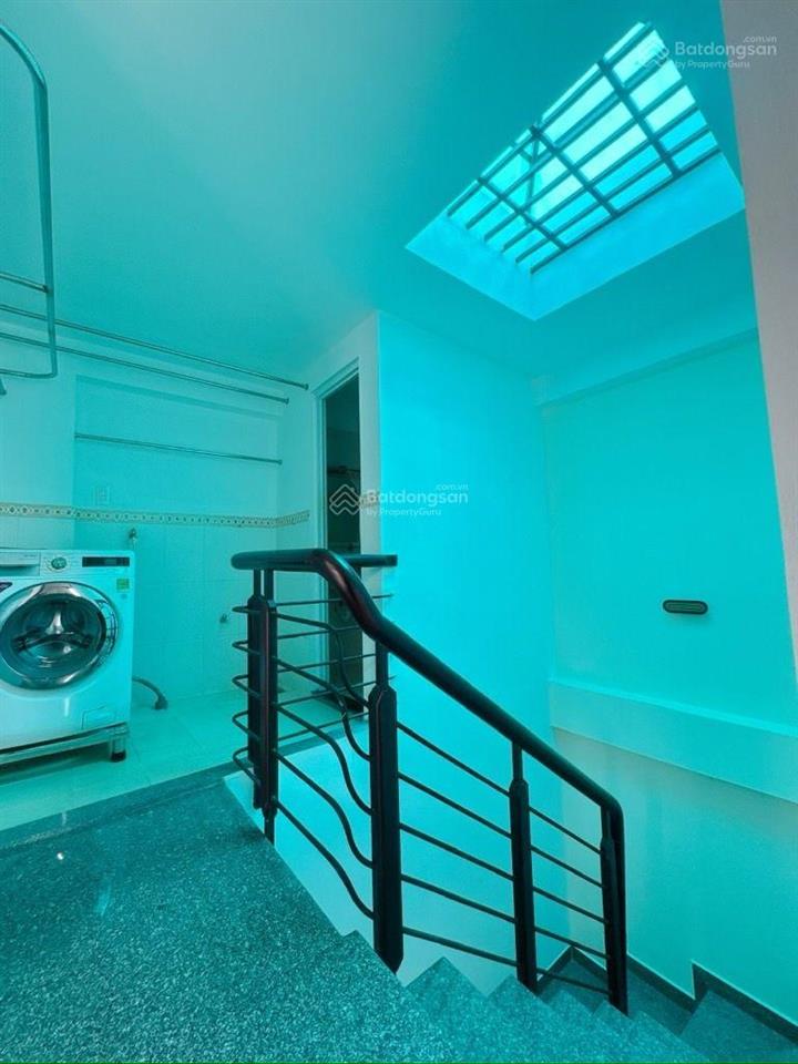 Góc 2mt  hxh nguyễn thị thập q7  6pn  4wc  hẻm 5  6m  lotte q7 kế bên  nhỉnh 9 tỷ