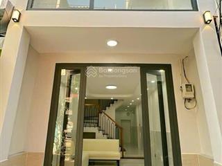 Nguyễn văn cừ q1 nhà mới ở ngay  dt 3,3 x 10,3m  3 tầng 3pn lớn  4wc  6 tỷ100 tl