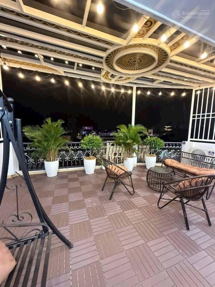 6.x tỷ sở hữu nhà góc 2 mặt tiền ngang 8m hiếm xe hơi tránh 3 chiếc