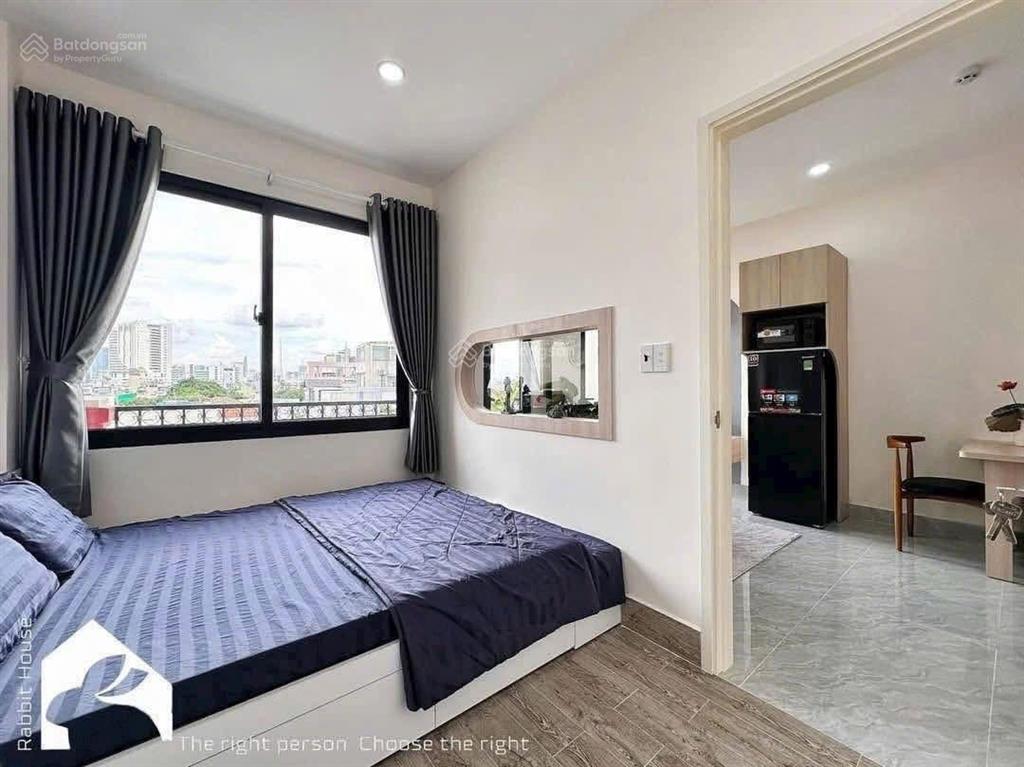 Cho thuê căn hộ 1 phòng ngủ ban công 50m² ngay vòng xoay nguyễn bỉnh khiêm  công viên văn tám