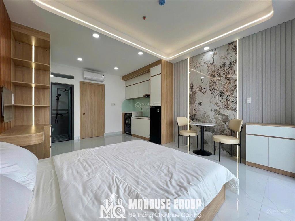Cho thuê studio ban công 30m2 new 100% ngay ngã tư hàng xanh  cầu thị nghè  thảo cầm viên sg