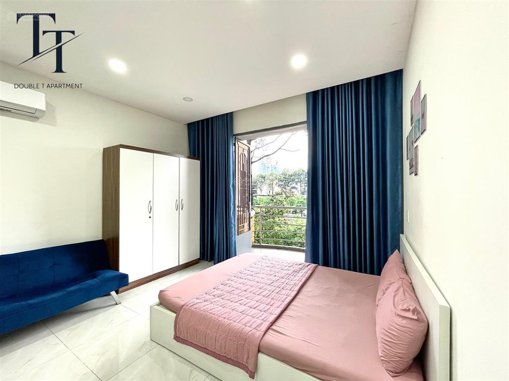Studio ban công 35m2 có máy giặt riêng view bờ kè hoàng sa  ngay cầu thị nghè  thảo cầm viên sg