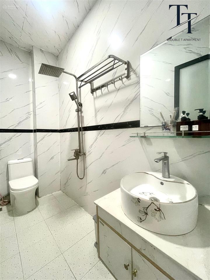 Studio ban công 35m2 có máy giặt riêng view bờ kè hoàng sa  ngay cầu thị nghè  thảo cầm viên sg
