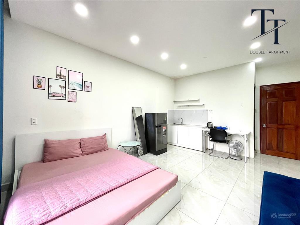 Studio ban công 35m2 có máy giặt riêng view bờ kè hoàng sa  ngay cầu thị nghè  thảo cầm viên sg