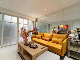 Vip, bán nhà kim mã nguyễn công hoan, ô tô đỗ cửa, nhà đẹp ở sướng, 50m, chỉ 17.5 tỷ