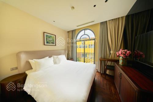 Bán apartment đẳng cấp gần phố huế, 80m², 9 tầng có hầm, dòng tiền hơn 2 tỷ/năm, chỉ 37 tỷ