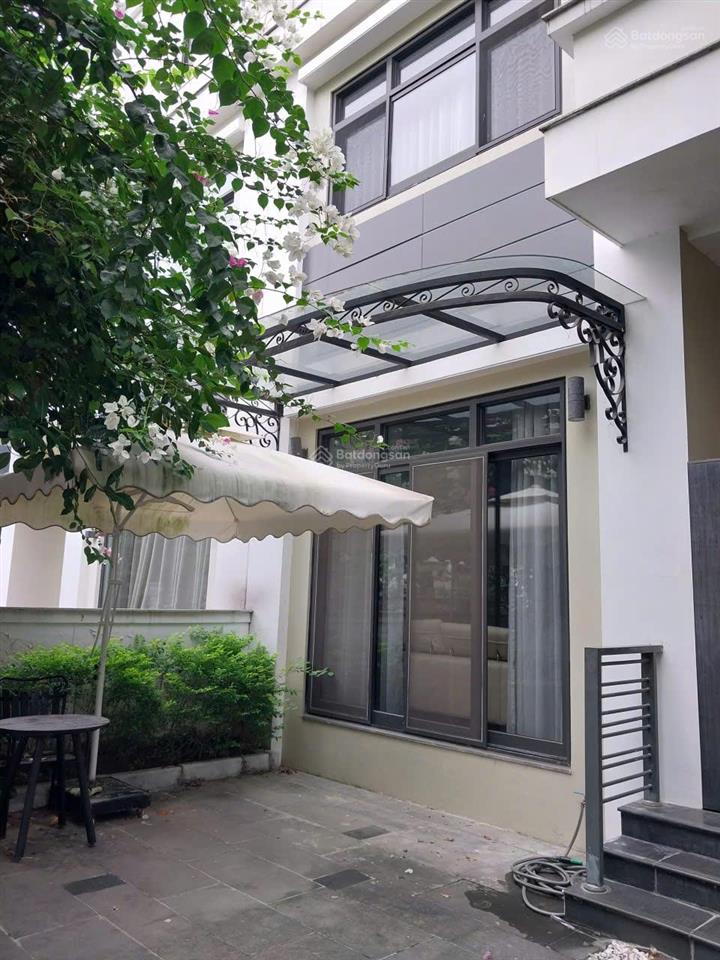 Bán gấp nhà phố ngọc hà, ô tô vào nhà, diện tích 130m², mặt tiền 8m, giá chỉ 28 tỷ