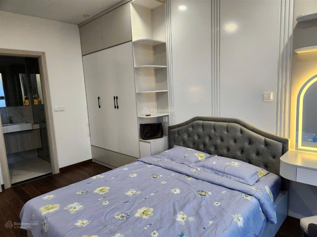 Bán cc sông hồng park view, tại 165 thái hà, đống đa. dt 80m, 2pn, 2wc. giá 8,5 tỷ