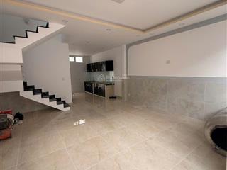 Bán nhà lê văn quới, hẻm ôtô tới cửa 72m2, chỉ 4tỷ8