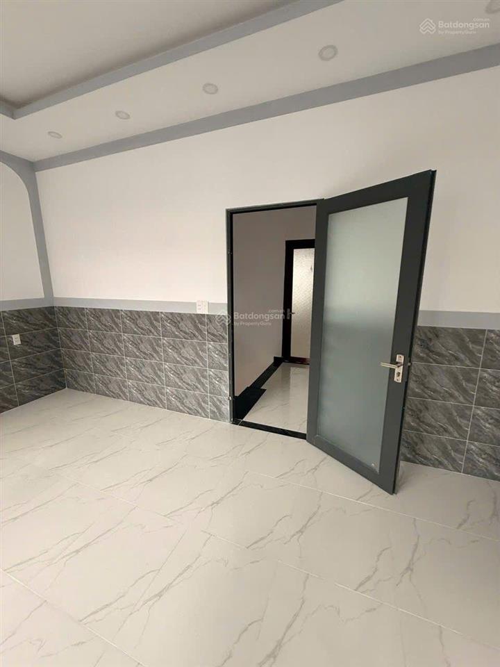 Bán nhà lê văn quới gần 4 xã hẻm ôtô tới cửa