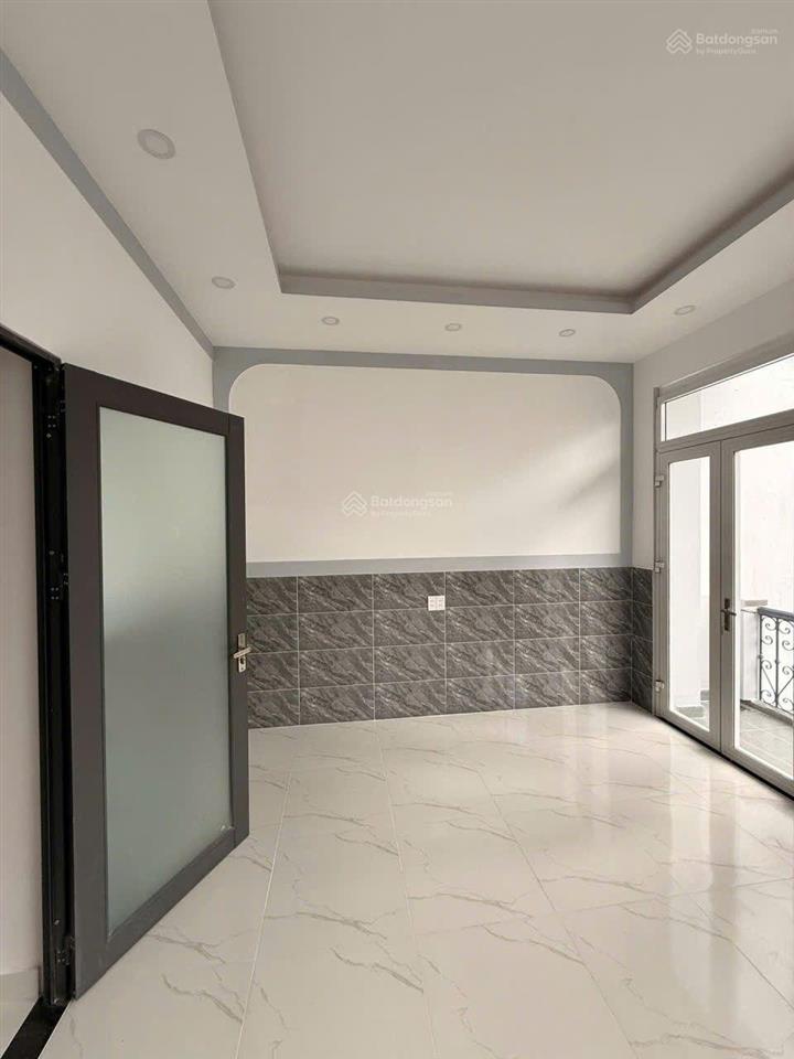 Bán nhà lê văn quới gần 4 xã hẻm ôtô tới cửa
