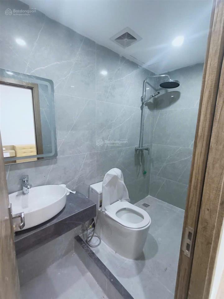 Chung cư giá rẻ 60m2 3 ngủ 2 vs, ban công đẹp, trần quý kiên gần trần đăng ninh, nguyễn phong sắc