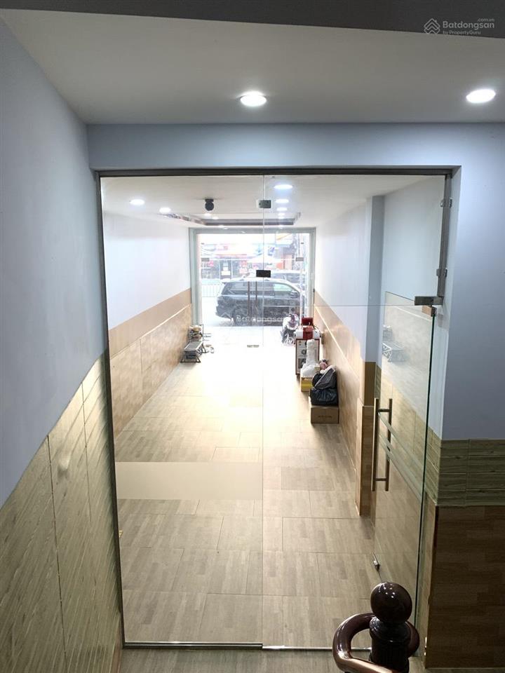 Cho thuê mặt bằng đường lê hồng phong, p10 q10. đoạn đẹp ngay 3/2  giá 24 triệu/tháng