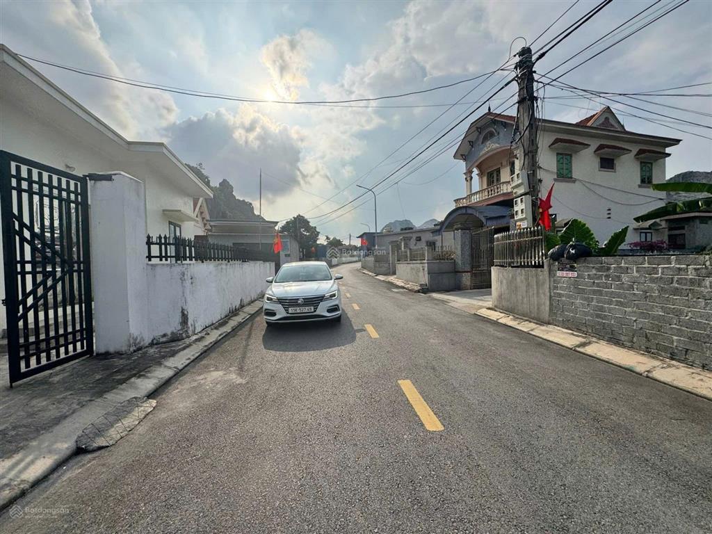 F0 trung tâm việt khê  mặt đường nhựa 8m, giá chỉ 725 triệu!