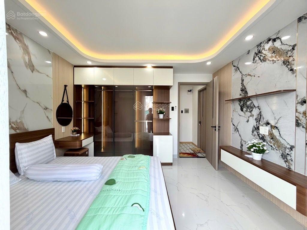 Hiếm gò vấp  hxh nhà mới 5 tầng có gara  63m full nội thất  9.8 tỷ