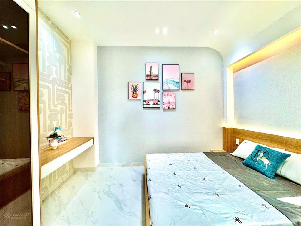 Xuất cảnh bán gấp nhà lê quang sung, 56m2, 3 tầng btct,4 pn, 3 wc gần ngay nhà sách, chợ cây gõ