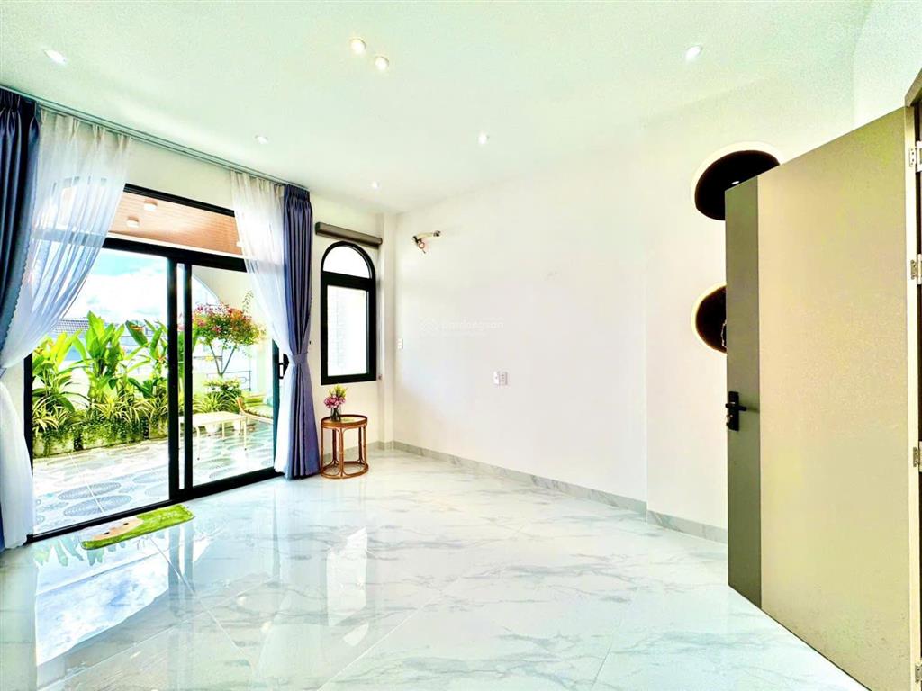 Xuất cảnh bán gấp nhà lê quang sung, 56m2, 3 tầng btct,4 pn, 3 wc gần ngay nhà sách, chợ cây gõ