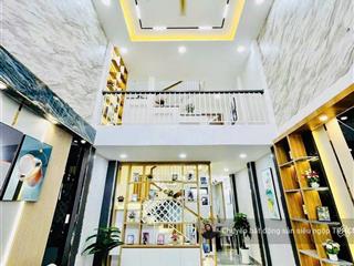 Bán nhà đường nguyễn văn khối,nhà mới ở ngay,full nội thất dt 58m2,3 tầng,3 phòng,3 wc,giá 6.68 tỷ.