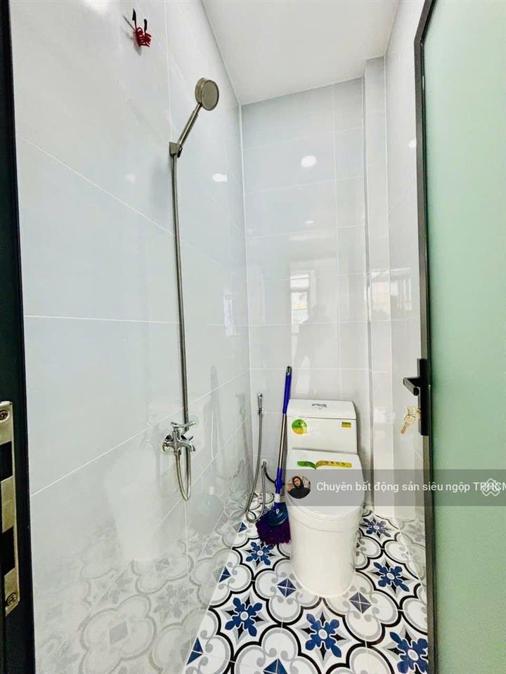 Bán nhà 4m x 7.5m quận 6 gần chợ phú lâm 2pn 2wc  giá chỉ 3,750 tỷ còn tl.nhà hoàn công đầy đủ