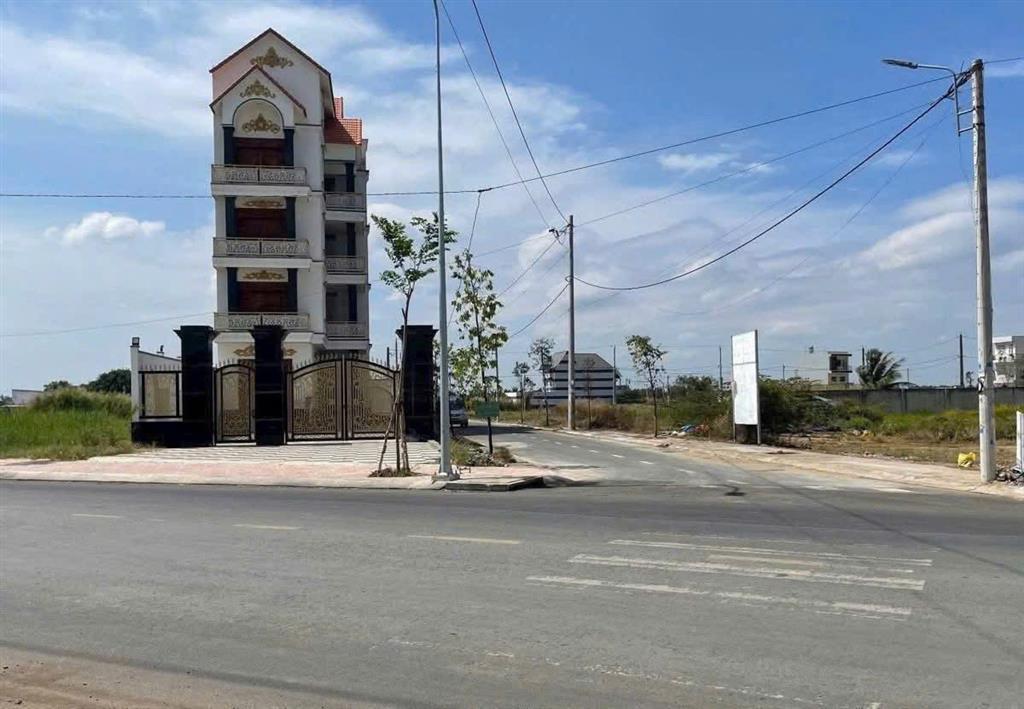 Cc cần bán gấp lô đất đường số 3, kdc nam phong eco town, sau lưng cafe tám nghiêm dt 88m2