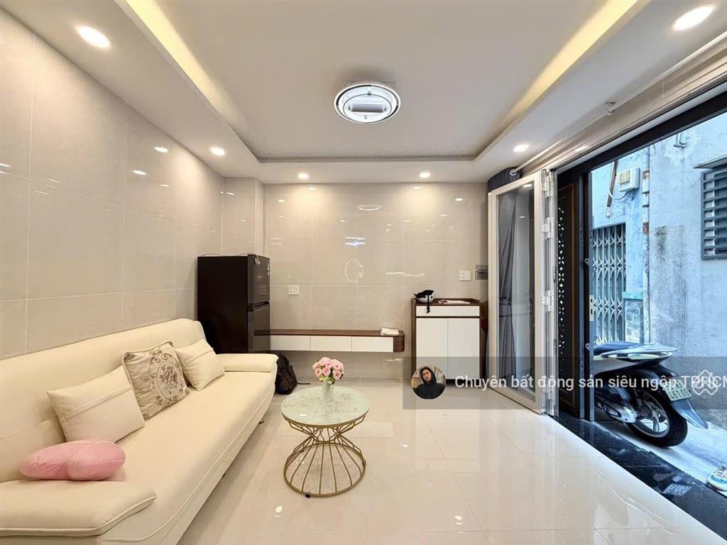 Sau lưng căn mặt tiền cô giang, phường 2, phú nhuận nhà đẹp 2 tầng full nội thất ngang 6m 5.8tỷ tl