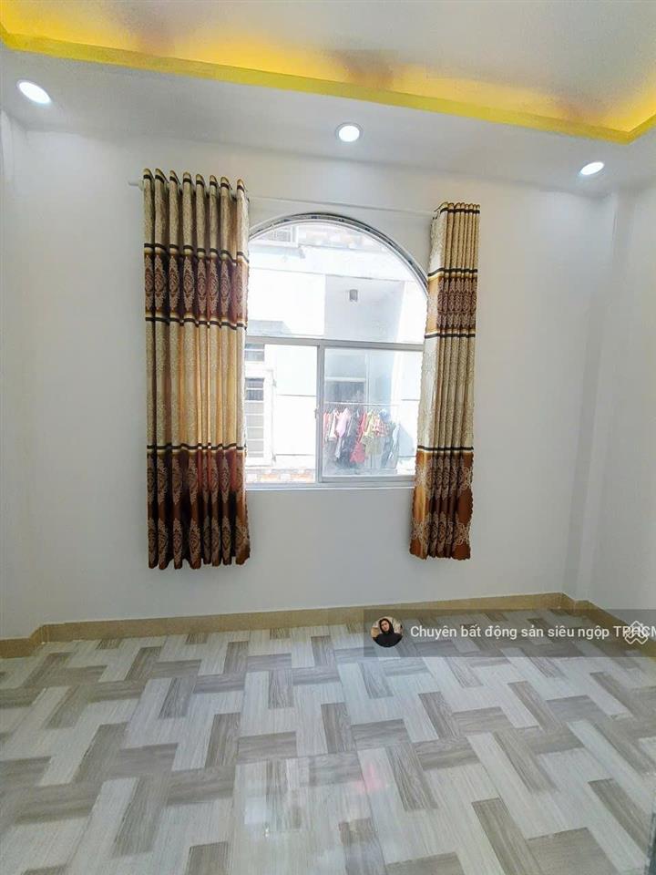 Hàng hiếm tài chính nhỏ  chỉ 1.55 tỷ có ngay nhà hương lộ 216m2 (4x4m) 4 tầng đúc ở ngay,đường 8m