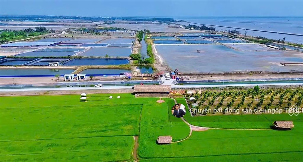 Chính chủ cần bán gấp 3 lô đất liền kề full thổ cư,sổ hồng riêng,mt đường bờ rỗi,cách biển 800m.shr