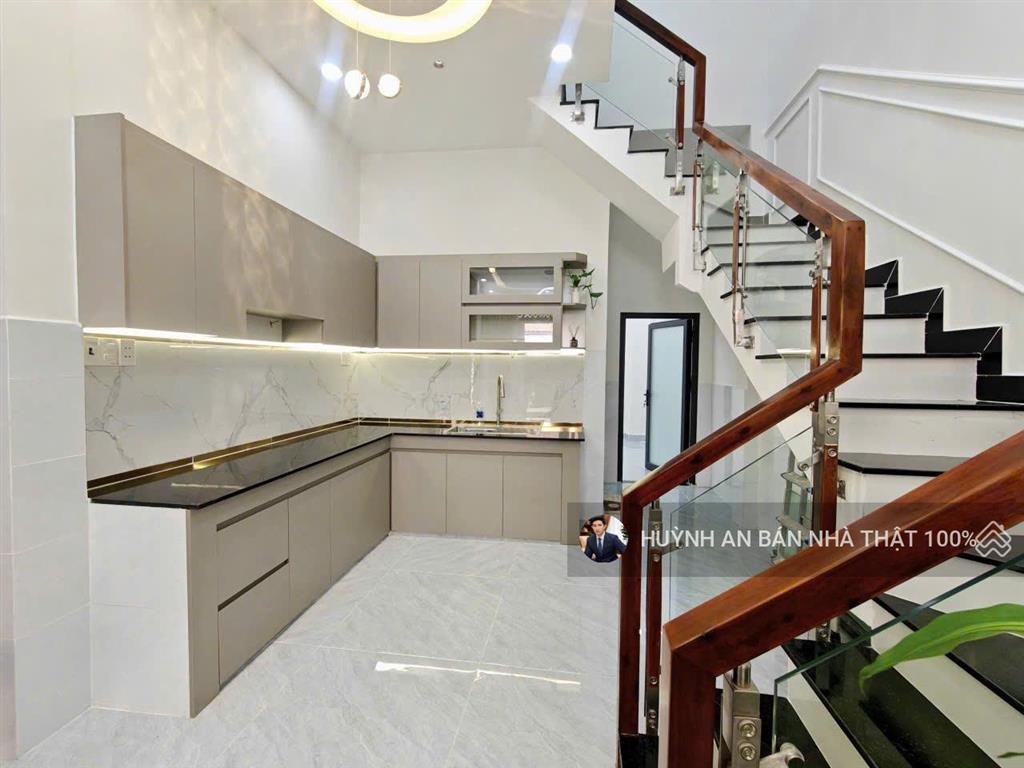 Bán nhà liên khu 210 dt 51m2 (3.8x13.5) 3 tầng 3pn có pn tầng trệt hẻm 6m thẳng giá 5.58 tỷ tl.shr
