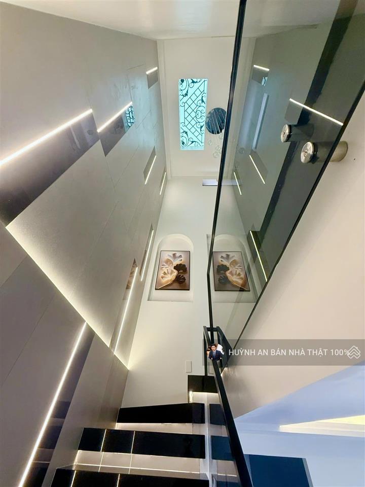 Biệt thự mini full nội thất cao cấp hẻm thông đường 3/2 quận 104 tầng4 pn mastergiá chỉ 14.86 tỷ