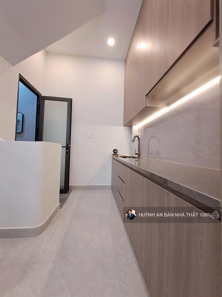 Hẻm xe tải tránh  nhà siêu đẹp  2 pn  full nội thất  chỉ 4.95 tỷ tl ,bình hưng hòa , bình tân