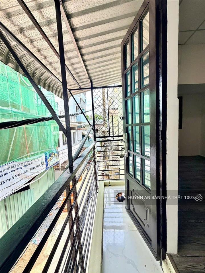 Hàng hiếm góc 2 mặt hẻm xe tải đậu cửa 21m2 (4x5.5)3 tầng mới đẹp  vừa ở vừa kd chỉ 2,750 tỷ tl