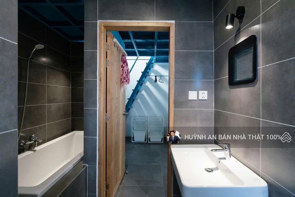 Nhà 5 tầng  tô hiến thành p15 q10  36m²  4 chdv full nội thất  dòng tiền 30tr/tháng  6.8 tỷ