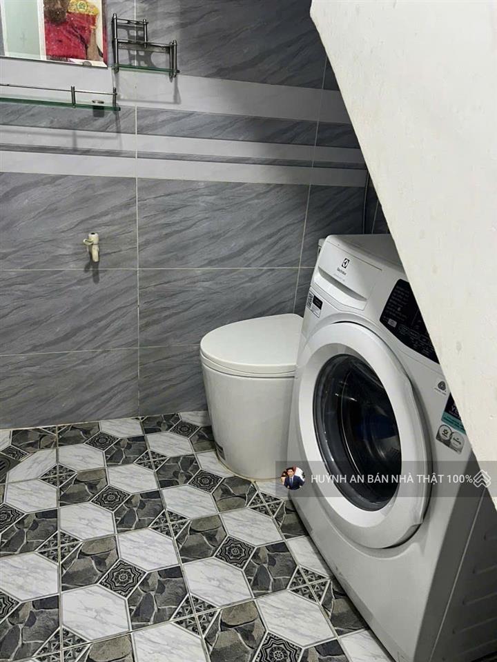Nhà cmt8phường 15 quận 1017m21 trệt 1 lầuđẹp ở ngay  chỉ 1 tỷ 850.duy nhất 1 cănnhà siêu đẹp