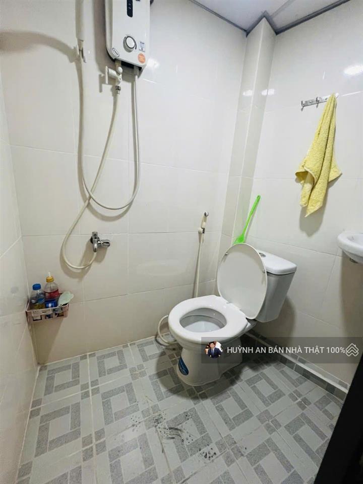 Chỉ 2.99 tỷ sở hửu nhà phố quận 142m2 sd,sổ hồng riêng, đ trần quang khải tân định, 3 tầng 2pn,3wc