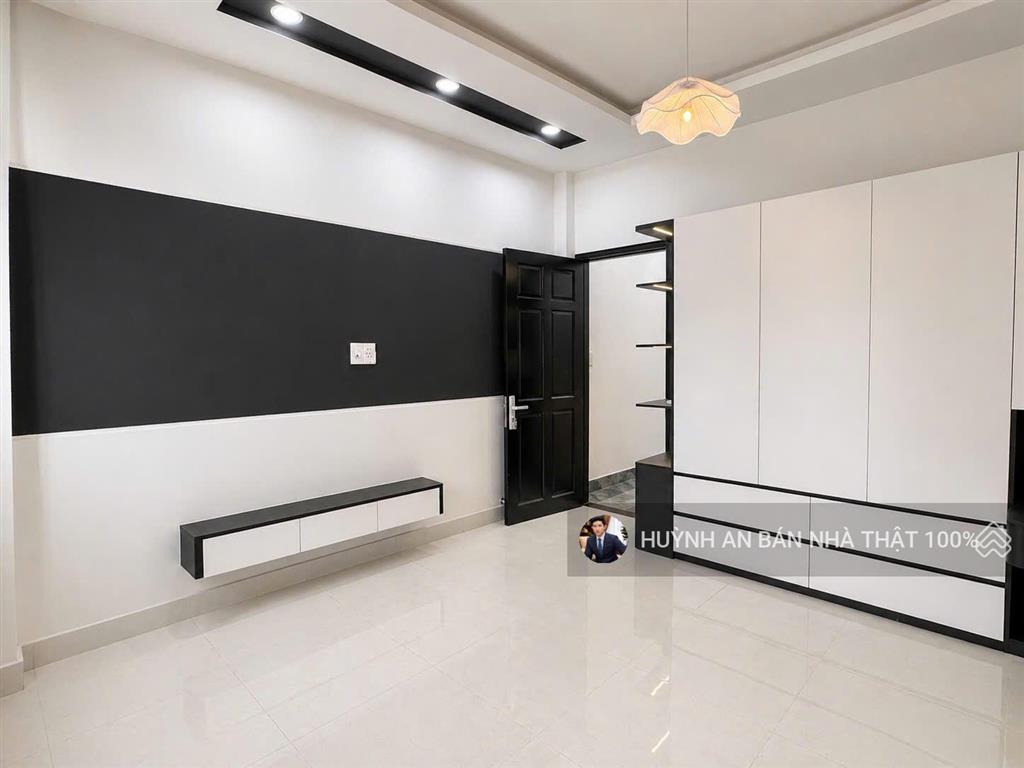 Nhà 2/ hương lộ 2 btđa bình tân.4pn ,hẻm ô tô 4m ,nhà full nội thất giá chỉ 6,380,công chứng ngay