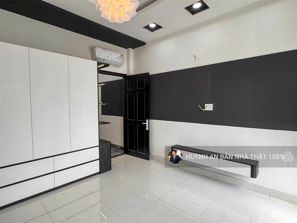 Nhà 2/ hương lộ 2 btđa bình tân.4pn ,hẻm ô tô 4m ,nhà full nội thất giá chỉ 6,380,công chứng ngay