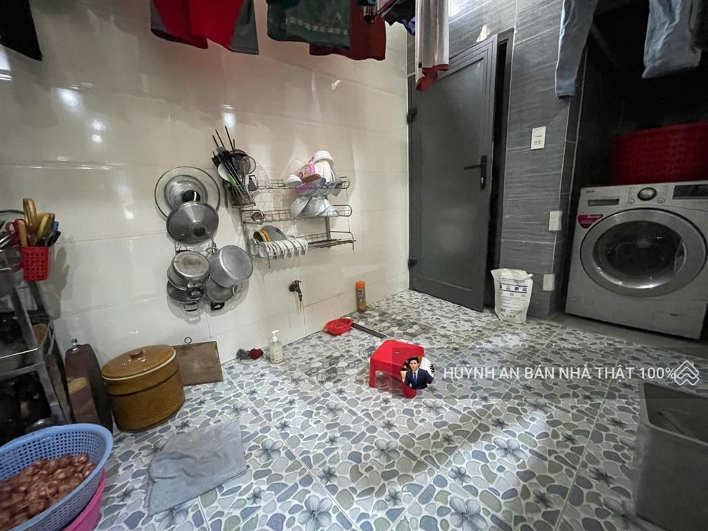 Chính chủ gửi bán nhà liền kề kđt mỹ gia nha trang giá 12 tỷ .nằm tại khu 4 ,sử dụng riêng ,btct